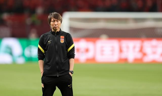 乐鱼体育中国官方网站-国足12强赛名单：王刚回归 广州8人国安泰山各6人