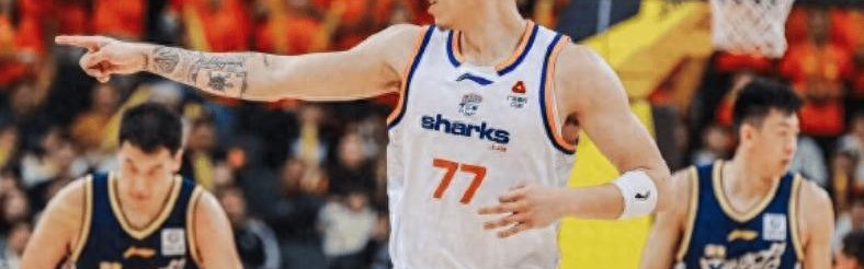 乐鱼体育网址-掀翻广东，登顶联赛第1！王哲林怒吼庆祝，张镇麟23+3立大功